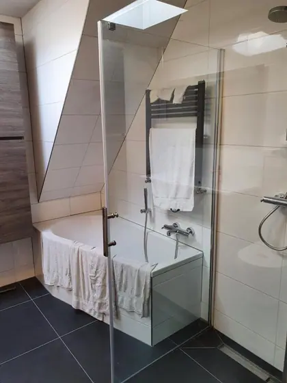 Badkamer renovatie 's Heerenbroek door Klusbedrijf Wajer, foto 6 van 7